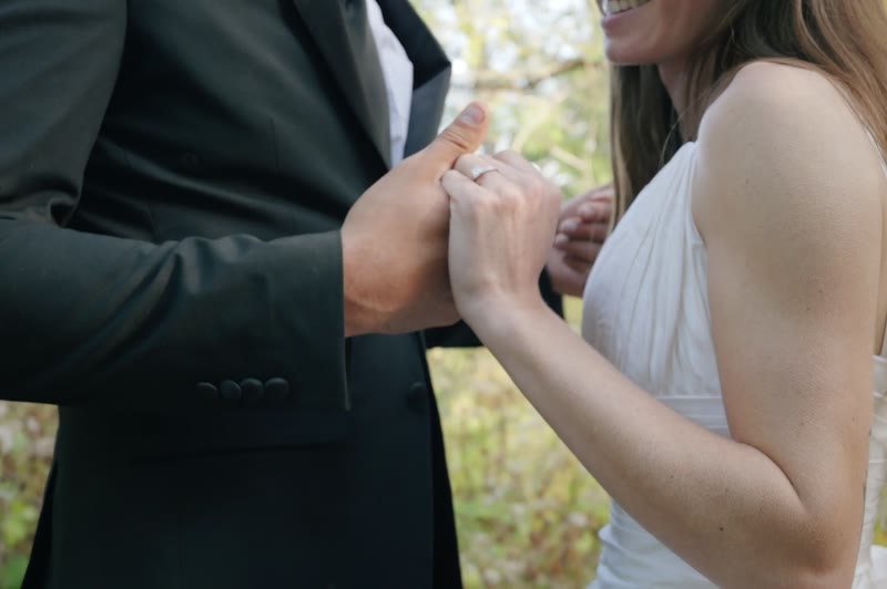 Aproape de invitați